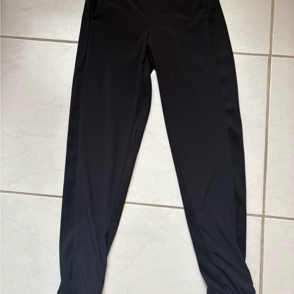 Athleta Gray Brooklyn Jogger Pants